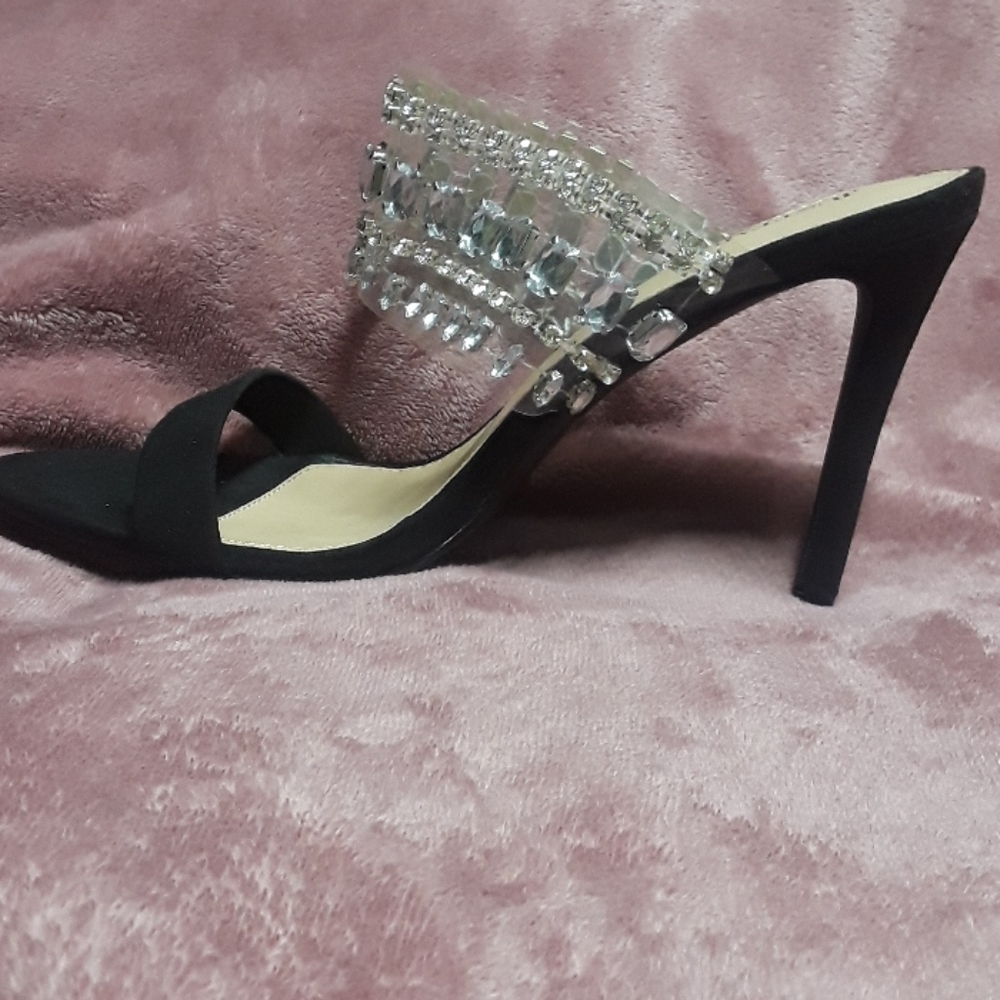 Fancy heels - Picture 3 of 8